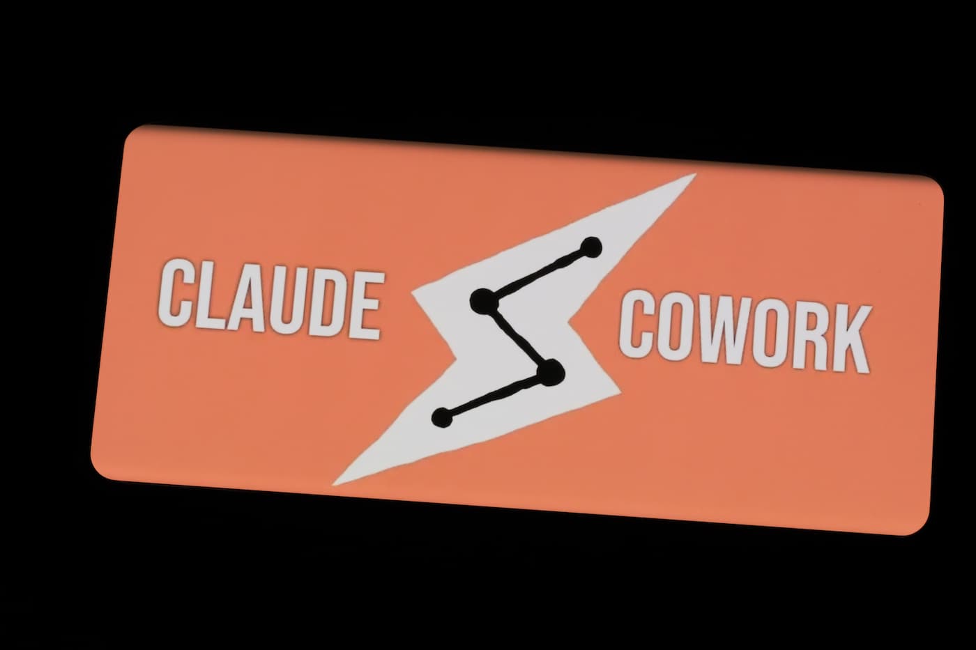 claude cowork vs claude code